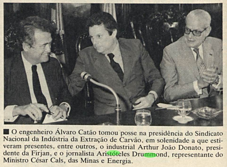 Aristóteles Drummond na posse de Álvaro Catão
